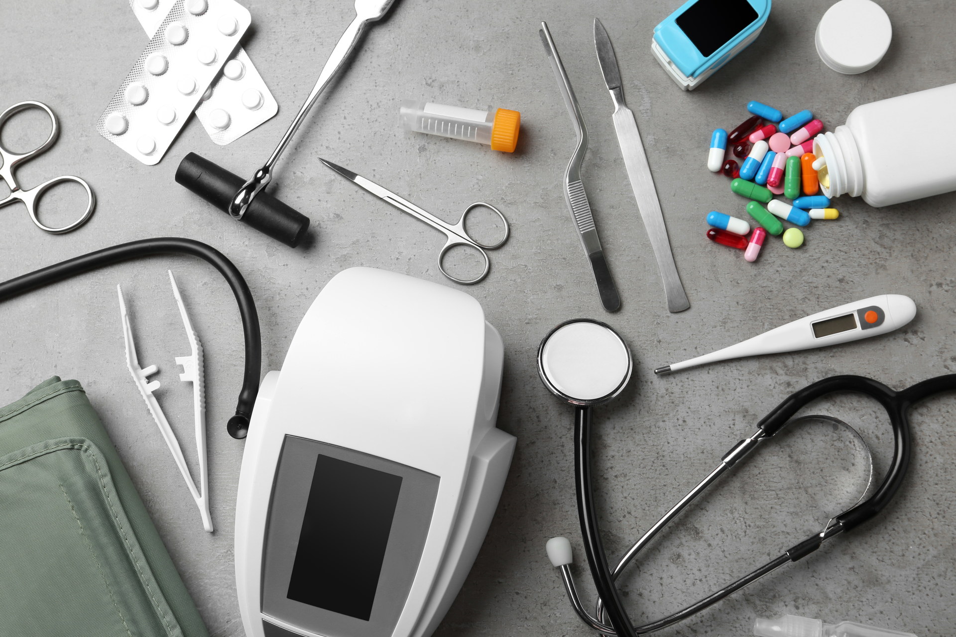 Diagnostic and laboratory equipment from Climaks Group